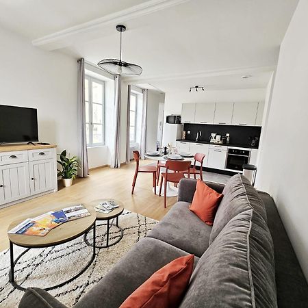 Appartement Aux'Cerfs - A Deux Pas De L'Abbaye à Auxerre Extérieur photo